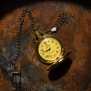 Mishaal Zahed gold engraved pocket watch made by Cesen.